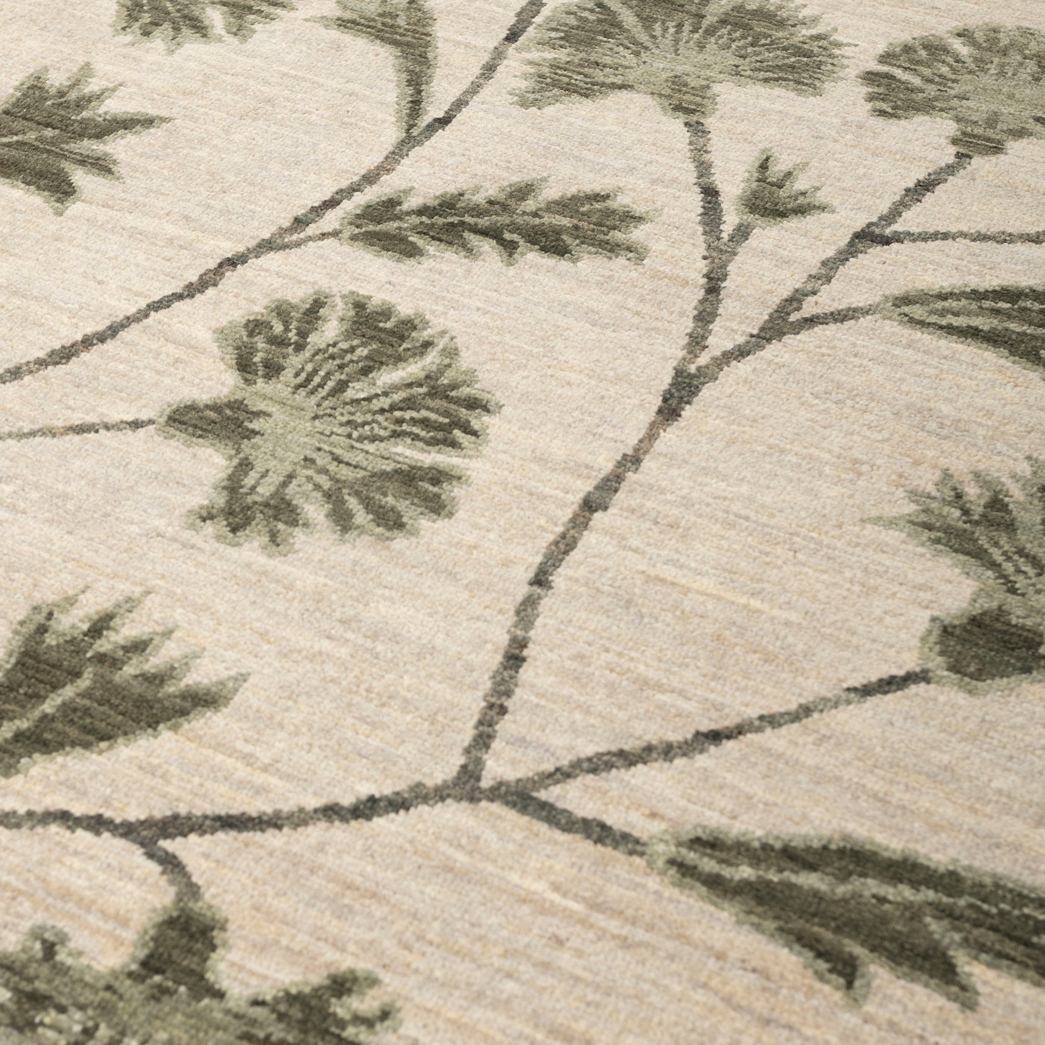 Carnation Hand-knotted Rug