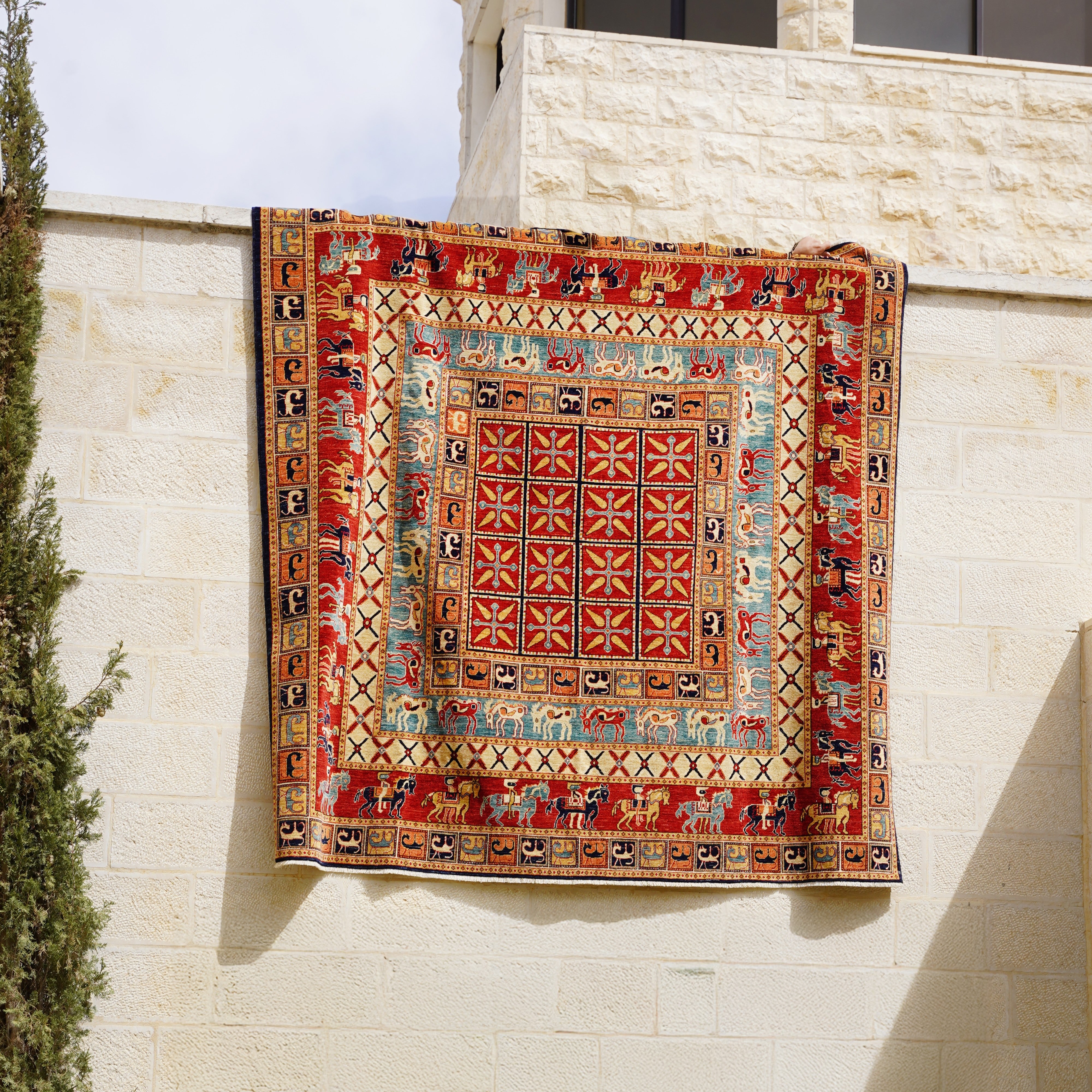 Pazyrak II Hand-knotted Rug