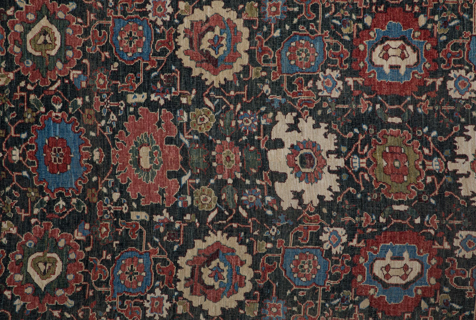 Sultanabad II Hand-knotted Rug