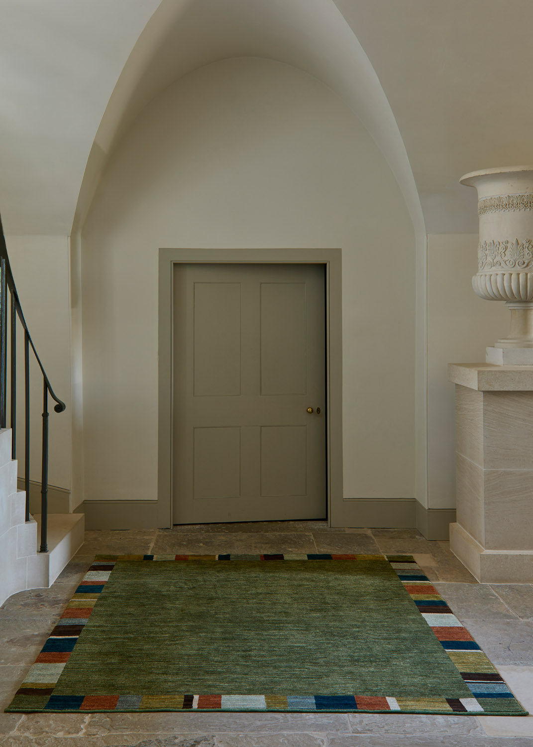 Darrah Hand-knotted Rug