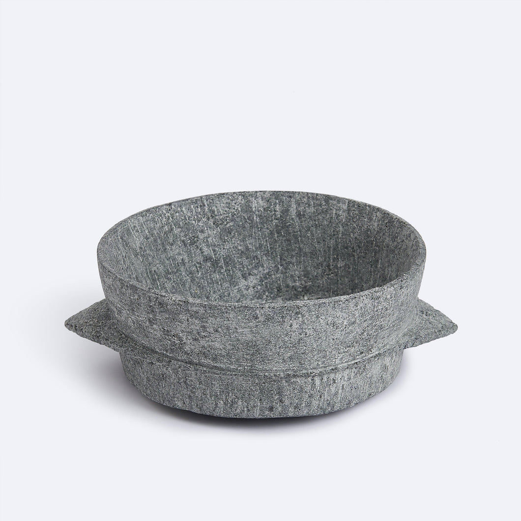 https://www.ishkar.com/cdn/shop/products/CopyofYemenStonePot-Plain.Large_530x@2x.jpg?v=1671709642