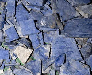 Raw lapis lazuli